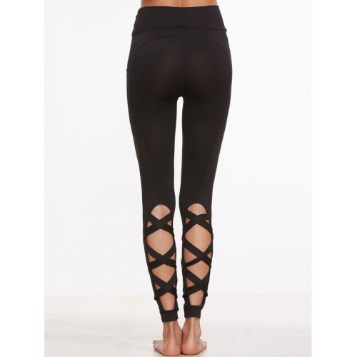 Crisscross Cutout Capri Leggings